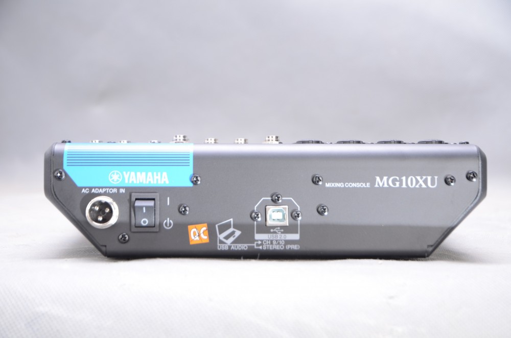 Mixer Bàn Yamaha MG10XU